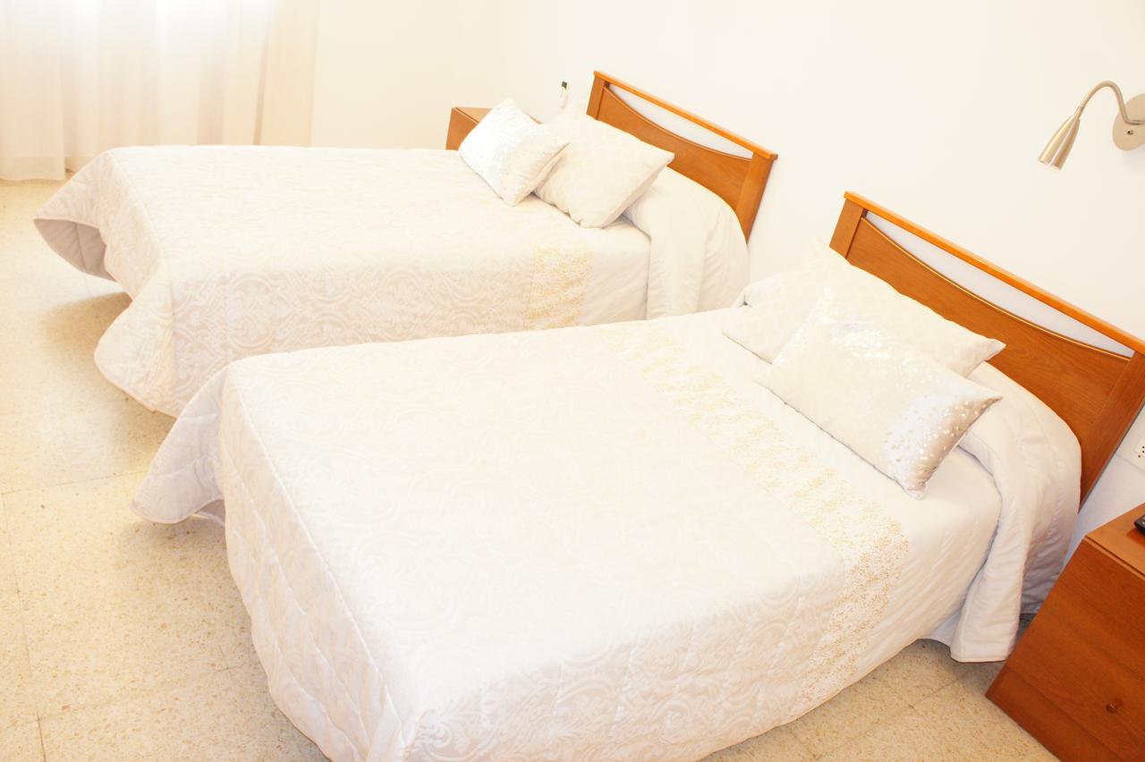 Hostal Torras Sant Hilari Sacalm Dış mekan fotoğraf